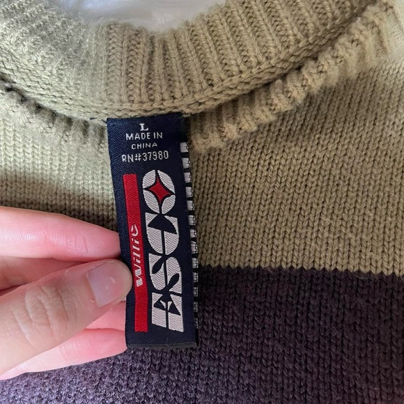 Willie Esco - vintage men’s 90’s olive striped embroidered graphic sweater - Picture 5 of 6